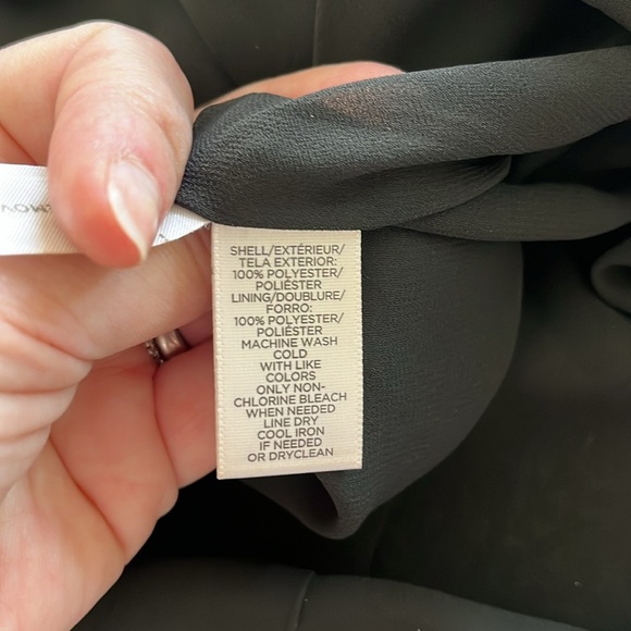 NWOT LOFT black skirt - Picture 7 of 10